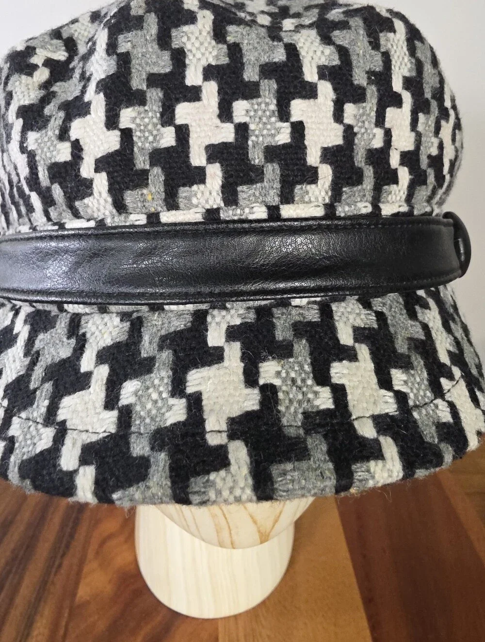 NEW San Diego Hat Company Black & White Houndstooth Cadet Hat Faux-Leather Band